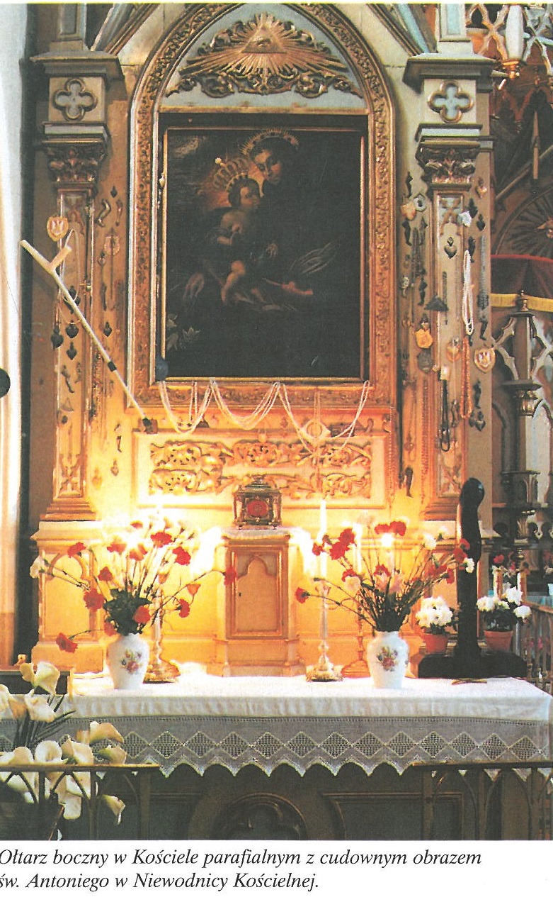 Oltarz Boczny Sw. Antoniego